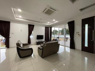 Alpine Homestay Room only - 3