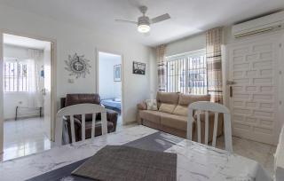 2 Bedroom Cozy Home In Torrevieja - Torrevieja - 8
