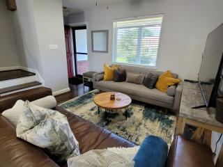 Capitol Hill Adj Home with Parking and Easy Access to Downtown - Washington - 8