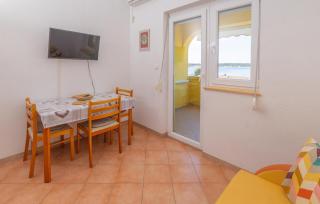 Lovely Apartment In Rab With Wifi - Rab - 6
