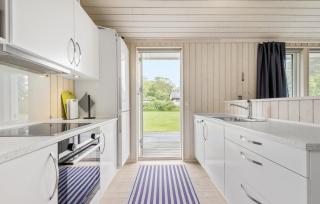 Lovely Home In Ølsted With Kitchen - Ølsted - 4