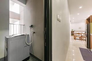 Vinhomes D'Capitale 2-bedroom Apartment with Bath tub and Lake View - 6