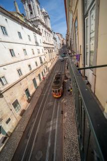 Rooms on Calçada do Combro, Best location - Lissabon - 1