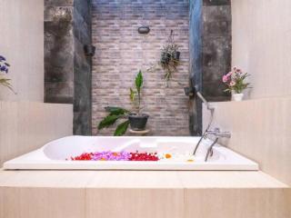 Villa Ariani Keselurahan, 3 BR - Keramas - 8
