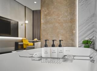 The Azure Ningbo, Vignette Collection - Ningbo - 2