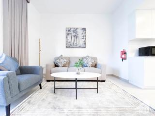 Exclusive One-Bedroom Apartment in Asyel 3 - Dubai - 0