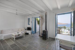 Almira 2 - Serifos Chora - 3
