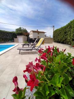 Villa Krasa sea view apartmants with pool - Ližnjan - 4