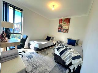 Entire 2br, hideaway - Narellan - 8