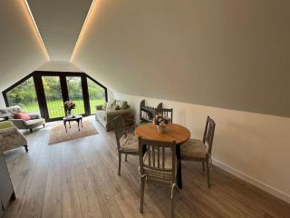 The Stable, Grove End Farm - 7