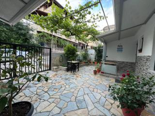 Double17 Apartaments - Gjirokastër - 4