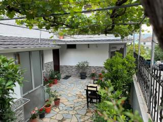 Double17 Apartaments - Gjirokastër - 3