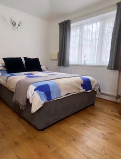 The Annex - Penzance town centre with parking - 6