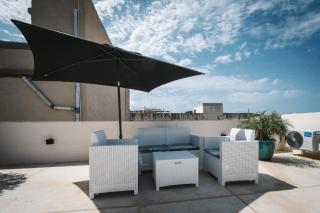 Dar Barbara Duplex 2 Double bedrooms,2 Sofa Beds Large House with Terrace roof views of Valletta - Cospicua - 5