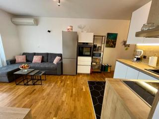 Apartment Samanta - Novi Vinodolski - 0