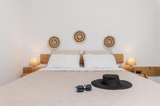 Marble Arch Apartments - Naxos Chora - 6