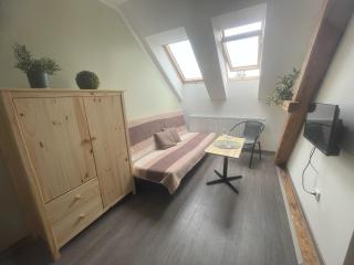 Ubytko u dědka - - 2