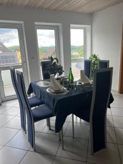 Lichtdurchflutete 130qm Wohnung - 6