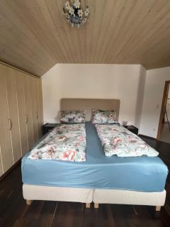 Lichtdurchflutete 130qm Wohnung - 3