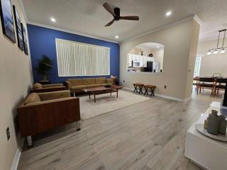 Mid-century Oasis Near Disney - Orlando - 2