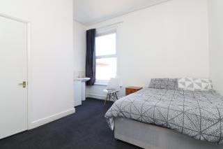 Pebbles guest house room 5 - Southampton - 0