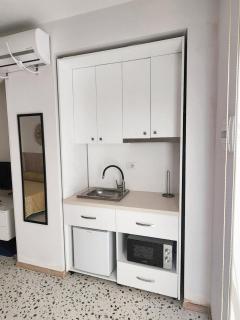 Sun & Sea Studio Apartments - 2