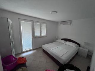 Old and cute renovated house 100m from the sea - Trogir - 2