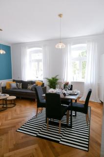 BELLA - Business&Family - 2 Zimmer direkt neben Schloß, Parkplatz, SmartTV, Netflix, Waschmaschine, 24h Checkin, 71qm, Kingsizebett, Hotelbettwäsche - 6