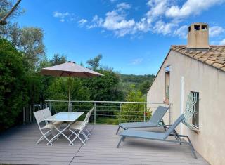 Logement calme et chaleureux dans villa - Évenos - 1