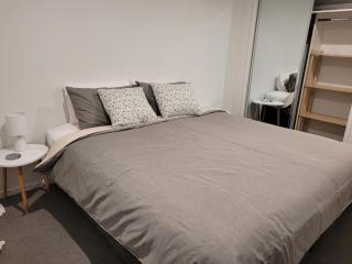 Wollert Ground Floor Apartment- Close to Melbourne Airport-WIFI-Washer & Dryer - Wollert - 6