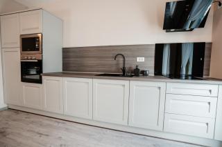 Sunrise View Apartment - Oradea - 5