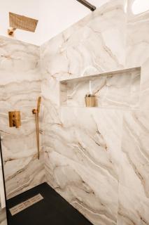 Sunrise View Apartment - Oradea - 1