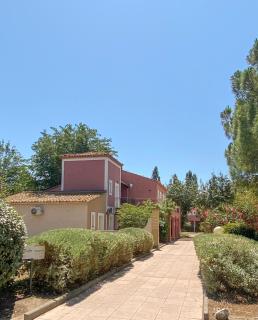 Joli Appartement 27m2 Oasis Provençale en village vacances en Camargue - Arles - 9