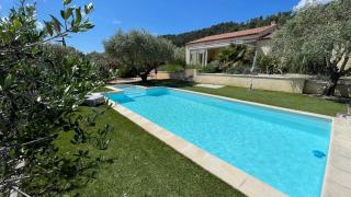 Au cœur d'une oliveraie, villa avec piscine - Camps-la-Source - 9