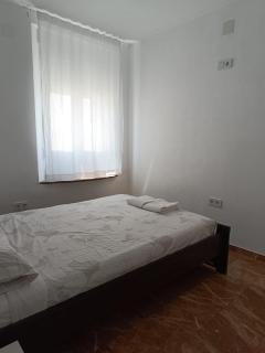 Piso dos dormitorios junto plaza Colón - Córdoba - 8
