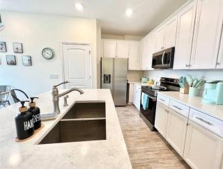 Gorgeous Villa near Disney Parks! - Orlando - 9