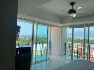 Ocean front Grand Venetian corner condo - Puerto Vallarta - 5