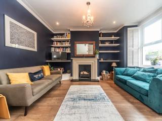 Pass the Keys - Elegant Family Home with Garden in Earlsfield - Londra - 0