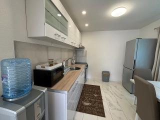 Radoncic Apartment - Bar - 7