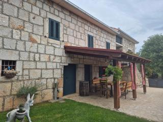 Antini dvori - Imotski - 7