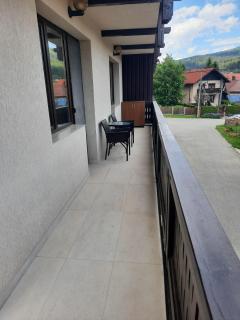 Apartament DELUX Busteni cu terasa superba în Bloc NOU - Buşteni - 3