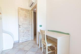 Charming Room with two beds -2 minutes to the beach- - Olbia - 2