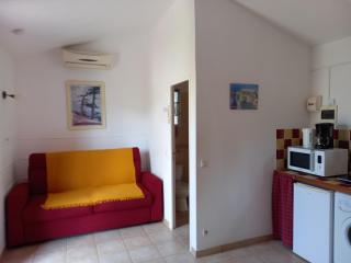 mini villa studio 1 pièce 21 m2 pour 2 personnes piscine partagée climatisation - Porto-Vecchio - 3
