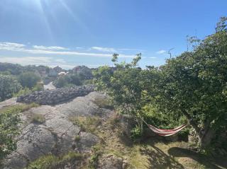 Summerhouse at the cost with lovely garden - Lysekil - 0