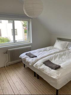 Summerhouse at the cost with lovely garden - Lysekil - 9