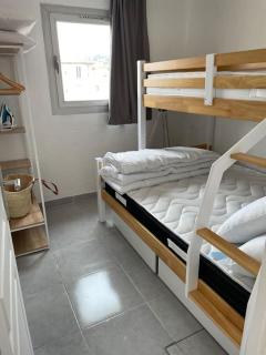 T2 lumineux Mer à pied Terrasse Piscine - 7