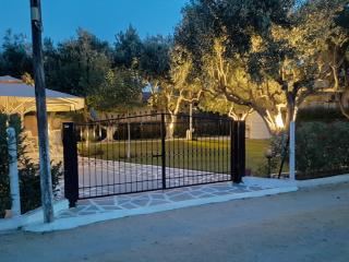 Olive TreeHouse - Nea Potidaea - 8