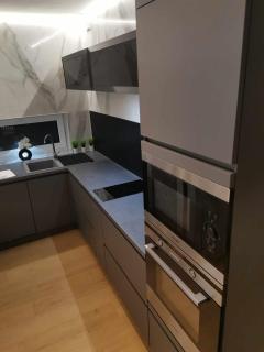 Stay PRESTIGE Apartment - Luxury Trnava, FREE INDOOR PARKING - 8