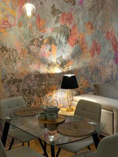 7 Emperors Central Suite - 4