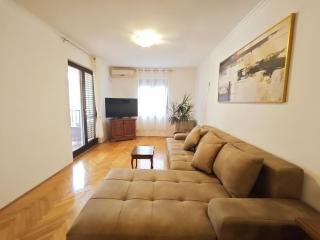 Apartment Golub - Budva - 9